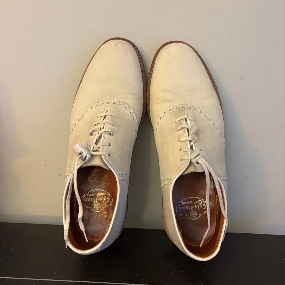 Cole Haan Traditionals | Mens 9 D | Cream Buck Oxford Shoes | Red Brick Sole
